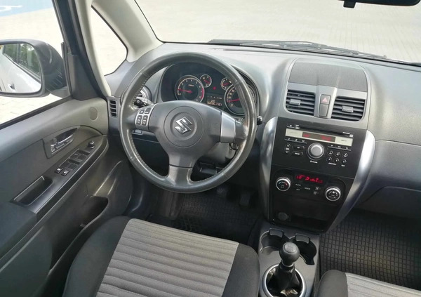 Suzuki SX4 cena 32500 przebieg: 102650, rok produkcji 2009 z Pasłęk małe 277